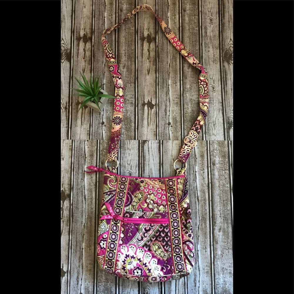 Vera Bradley Very Berry Paisley crossbody
